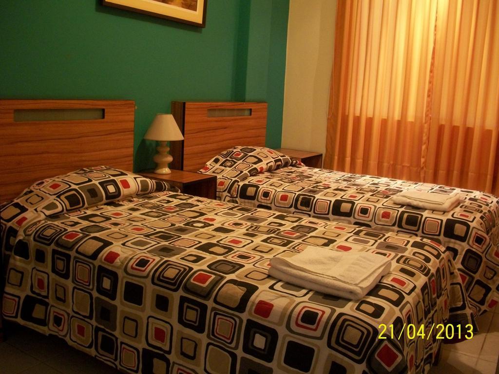 נאסקה Hostal Hellen Ross מראה חיצוני תמונה